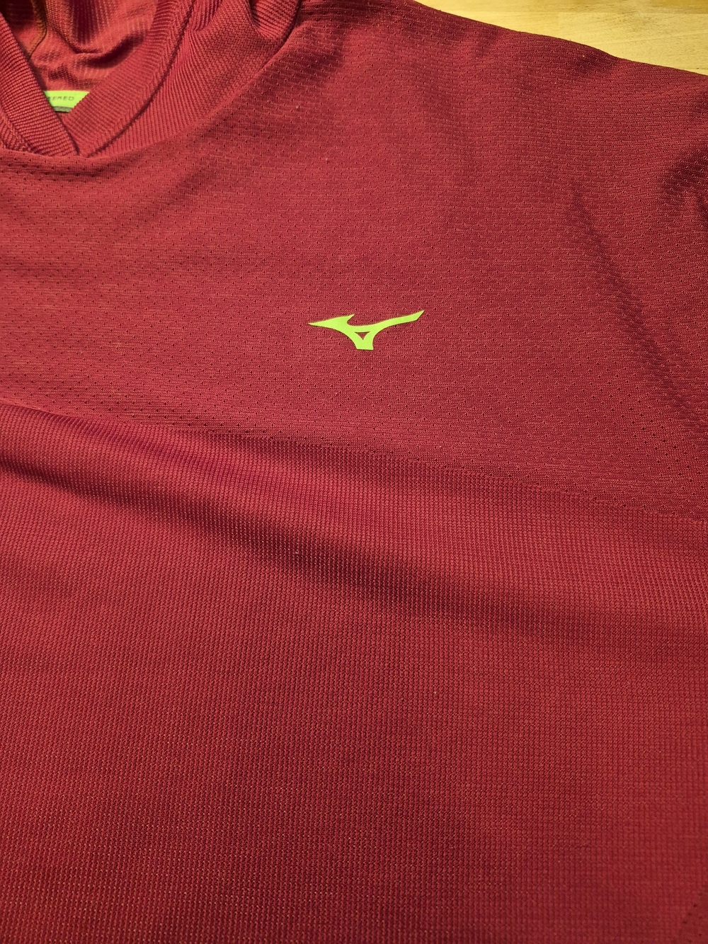 Mizuno Men's Hooded Long-Sleeve Performance Shirt - Maroon 3563 - Picture 6 of 10